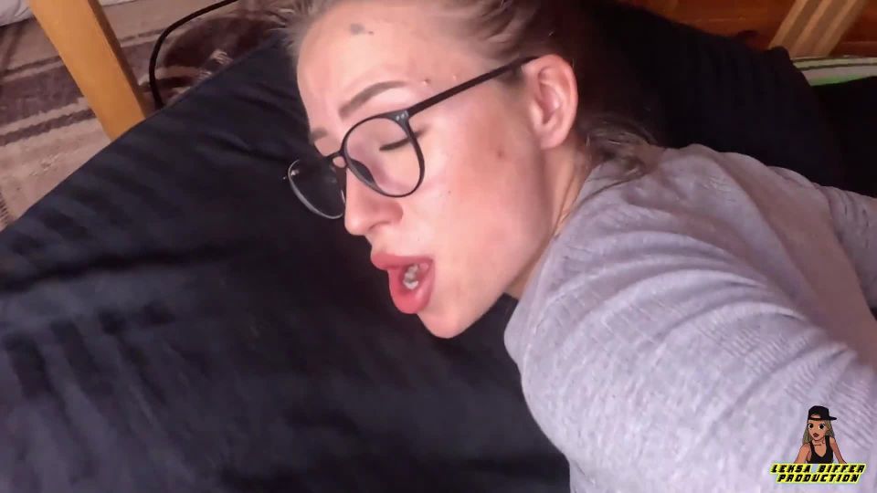 Onlyfans - Dude Teasing y Creampiing Pequeña belleza jugosa Culo Leksa Biffer Sasha Bueno - Hardcore