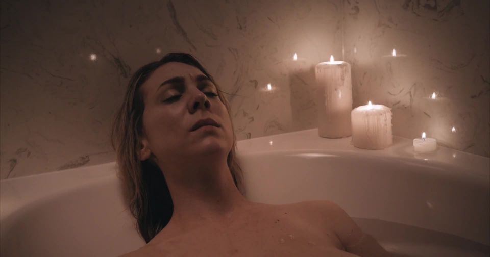 Laura Tremblay, Sylverine Saul-Nurse - Drowning (2019) HD 1080p - (Celebrity porn)