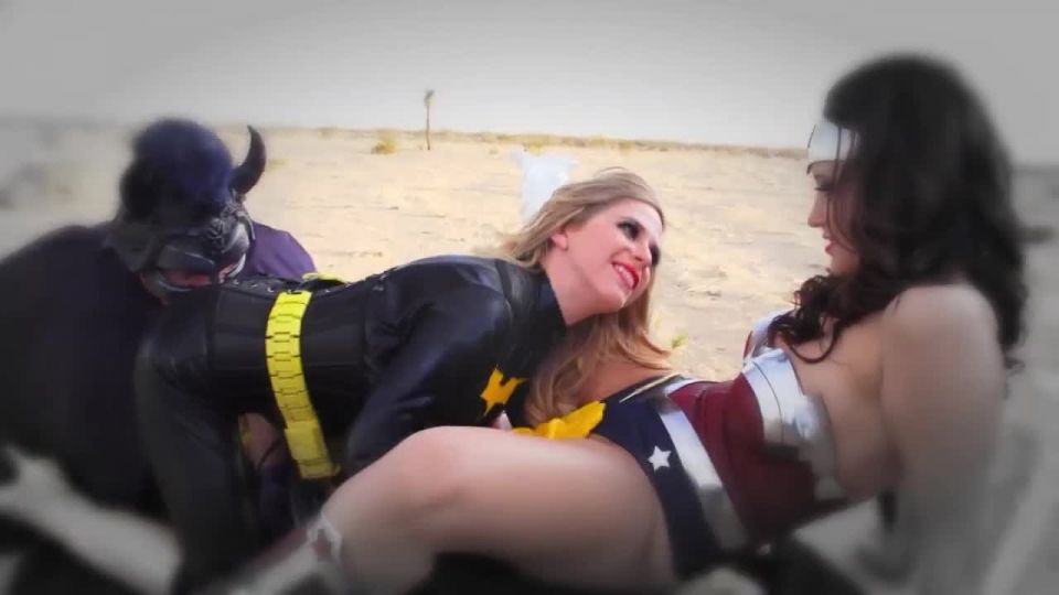 [SuperMisses.com] Wonder_Woman_Parody_Porn