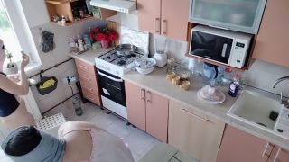 Muceas - Amateur couple having fun in the kitchen.