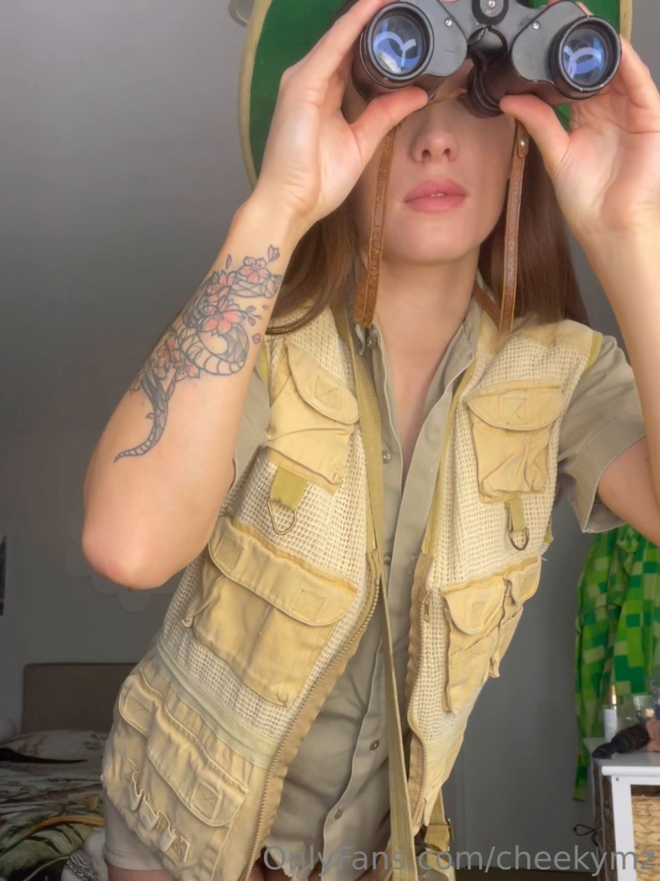 cheekymz 574e1891-2fb0-4aca-b60c-4be2e5eb6c78-flkLARxT