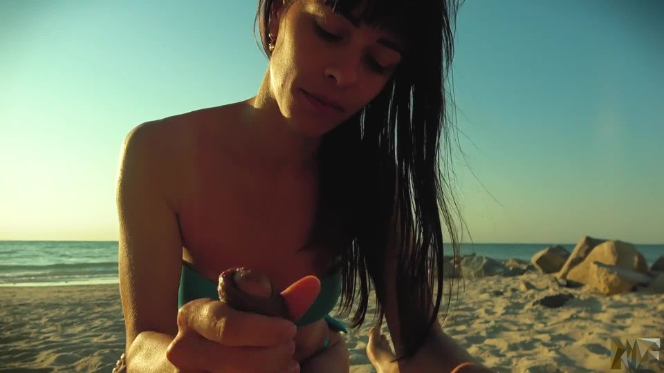 Corrosión pública arriesgada en los diarios de viaje de playa Pt1