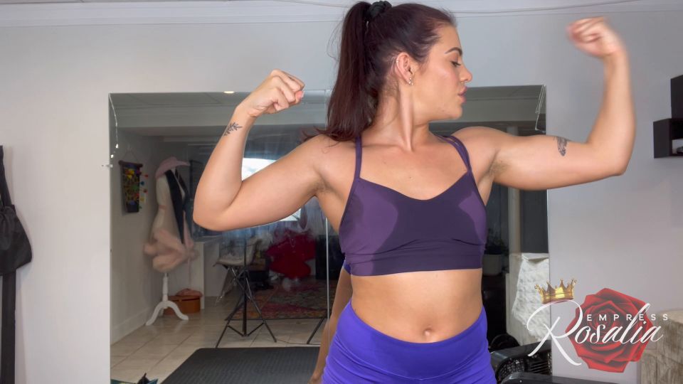 online clip para adultos 43 Emperatriz Rosalia – Sudando para romper de la castidad, natasha agradable femdom en la masturbación porno