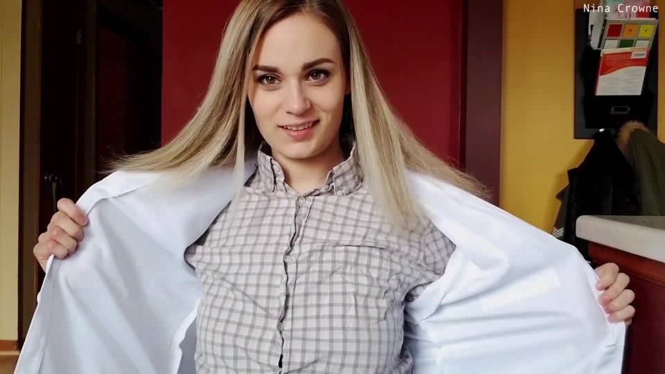 Nina Crowne - Taboo examen físico y paja