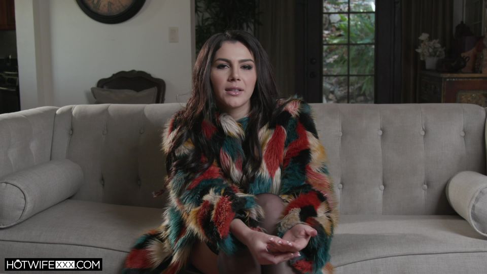 MegaPackValentina NappiNewsensations - 2019 05 03 A Black Bull For My Hotwife 3 - sc2 bts interview 2160p