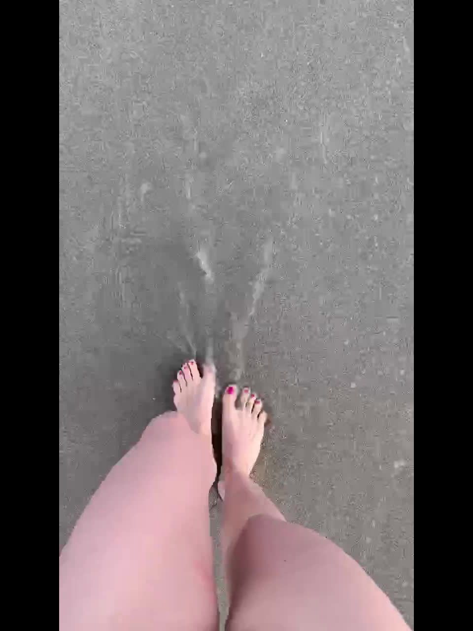 findomchristine  Just hearing me laugh en | findomchristine | femdom porn skinny femdom