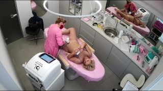 Hidden-Zone.com- Spying in the cosmetic salon