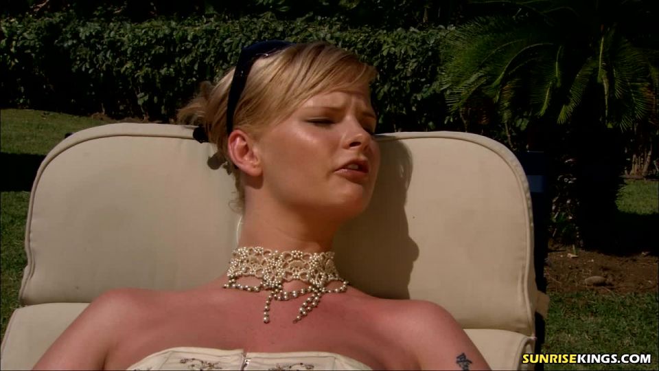 AmanecerRey 151010 Olivia La Roche