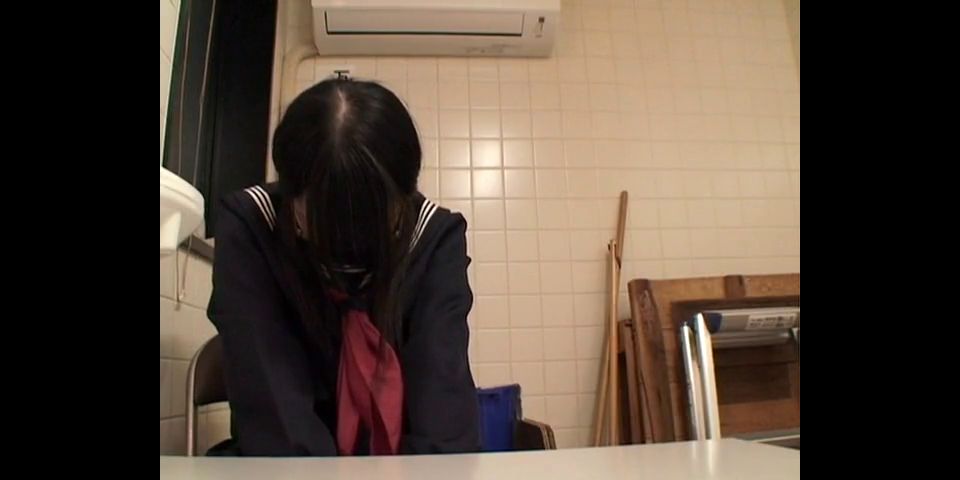 (413) metiéndose con una chica uniformada que sueña con ser modelo lector. Vol.14.